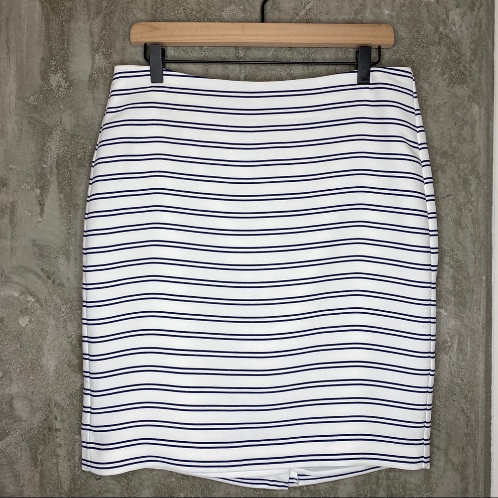 Banana Republic | White Navy Striped Pencil Skirt